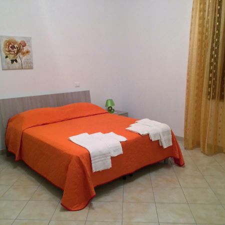Il Giardino Dei Limoni Apartment Кустоначи Екстериор снимка
