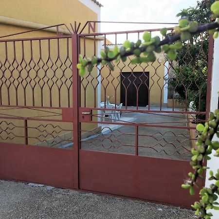 Il Giardino Dei Limoni Apartment Кустоначи Екстериор снимка