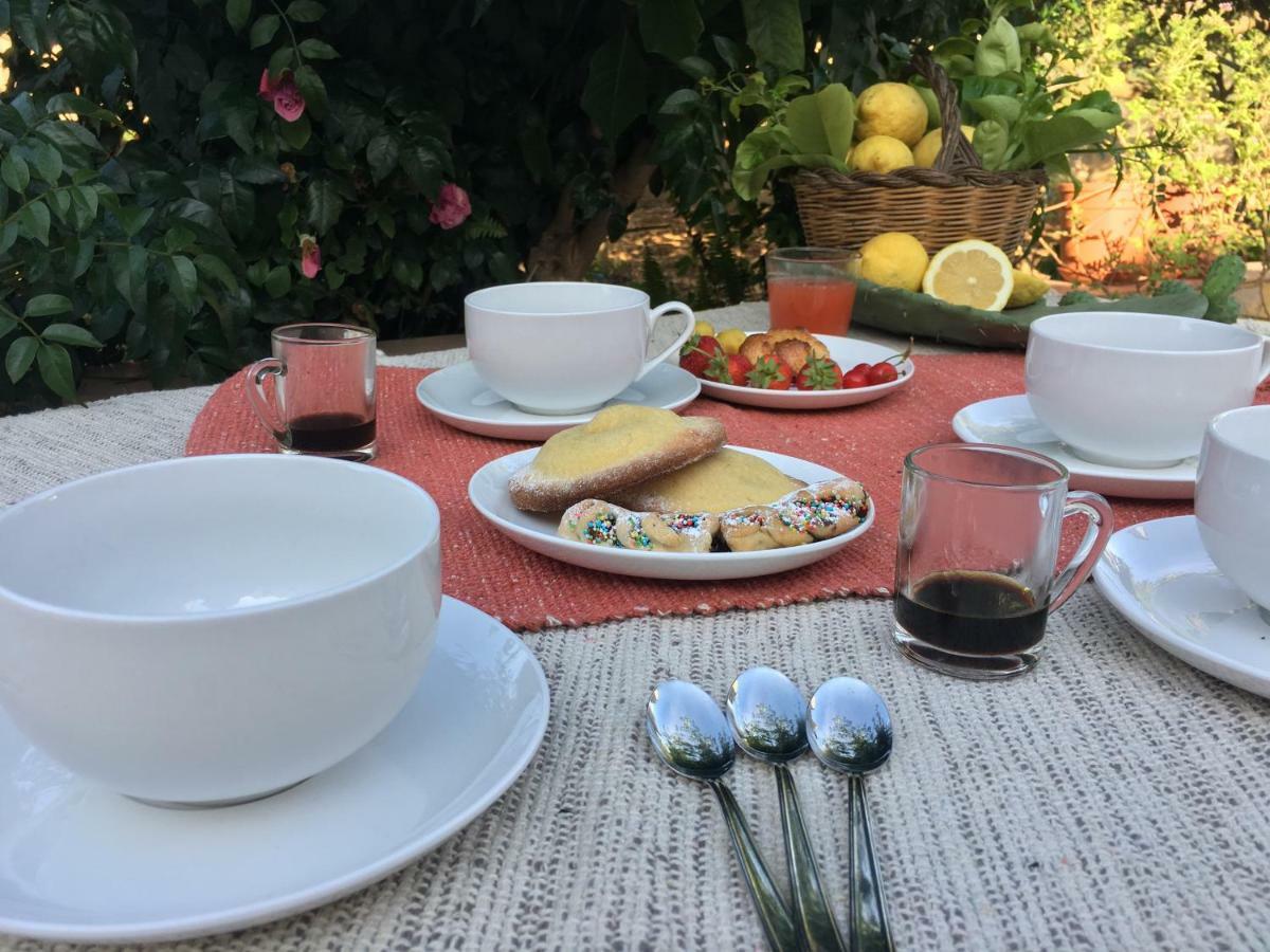 Il Giardino Dei Limoni Apartment Кустоначи Екстериор снимка