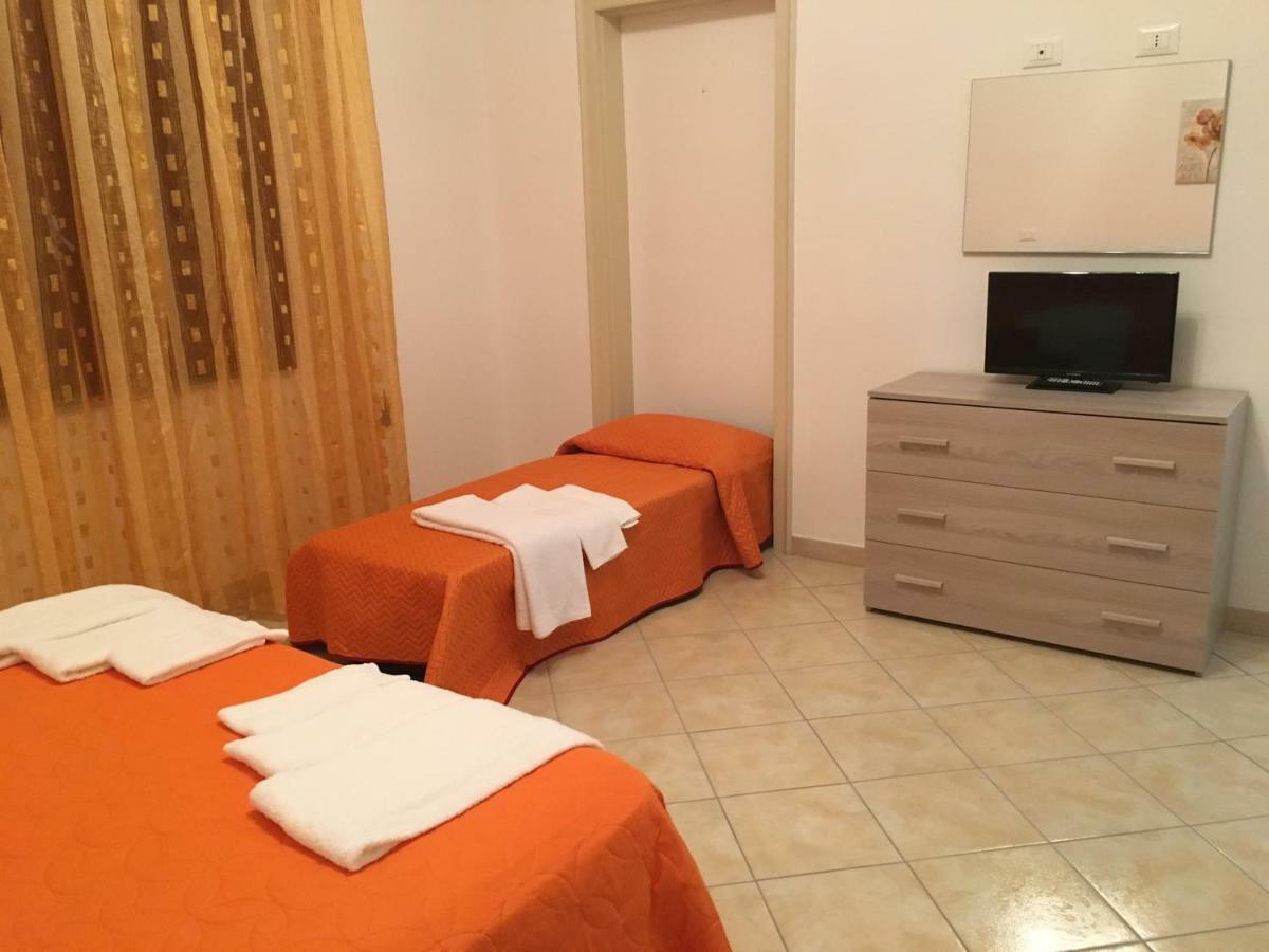 Il Giardino Dei Limoni Apartment Кустоначи Екстериор снимка